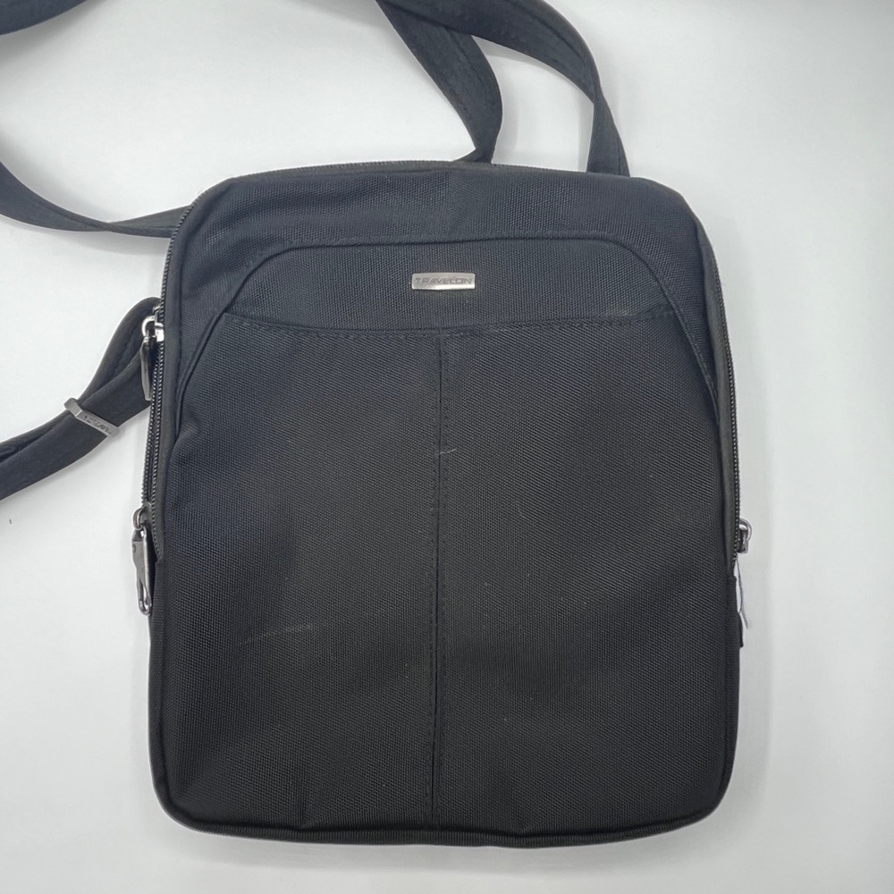 Travelon Anti-Theft Concealed Carry Slim Messenger Bag